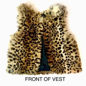 H&M •Girls Leopard Print Faux Fur Vest • Single Botton Closure • Size 3-4Y (4T)